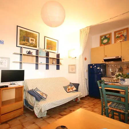 Bilocale Con Terrazza E Vista Mare Apartmán *