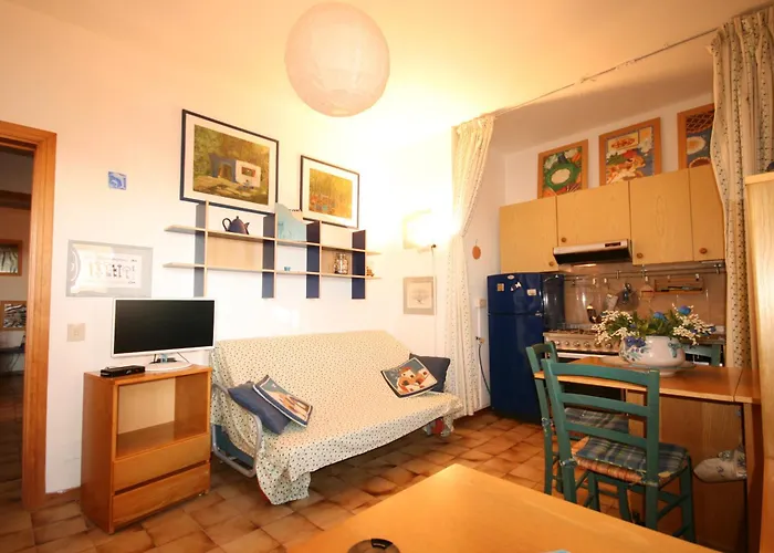 Bilocale Con Terrazza E Vista Mare 아파트 *