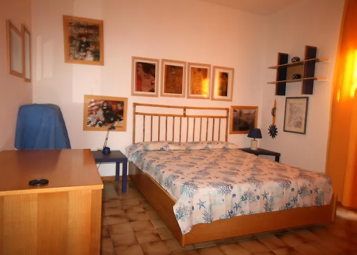 Bilocale Con Terrazza E Vista Mare 아파트 카스타니에토카르두치