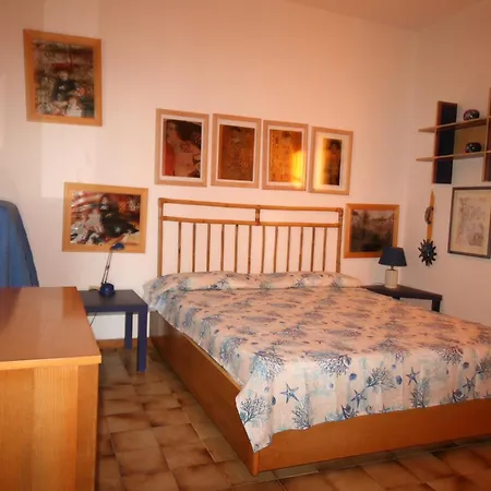 Bilocale Con Terrazza E Vista Mare Διαμέρισμα Castagneto Carducci